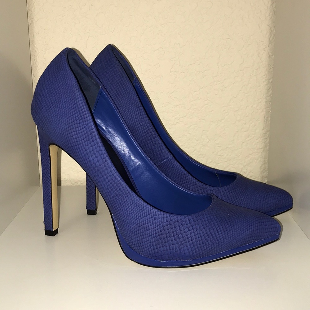 Rock & Republic Blue Arabella High Heels
